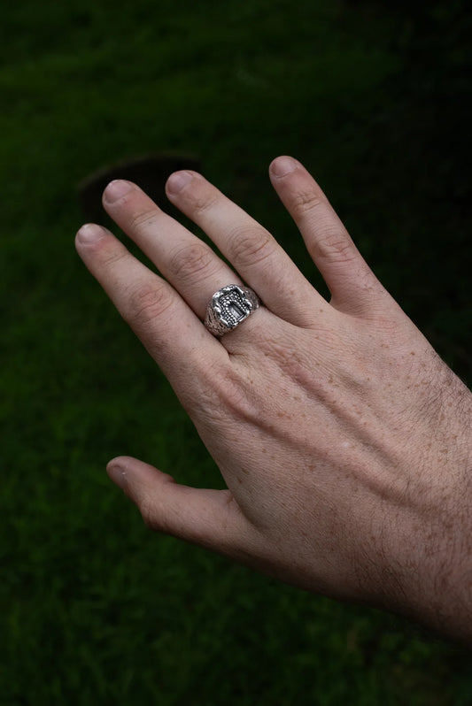 Aestas | Dungeon Entrance Signet Ring