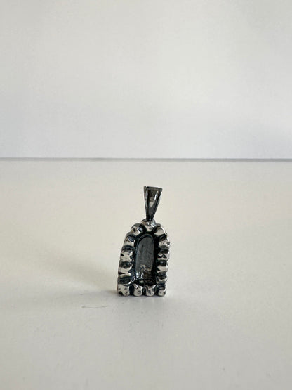 Aestas | Castle Window Pendant