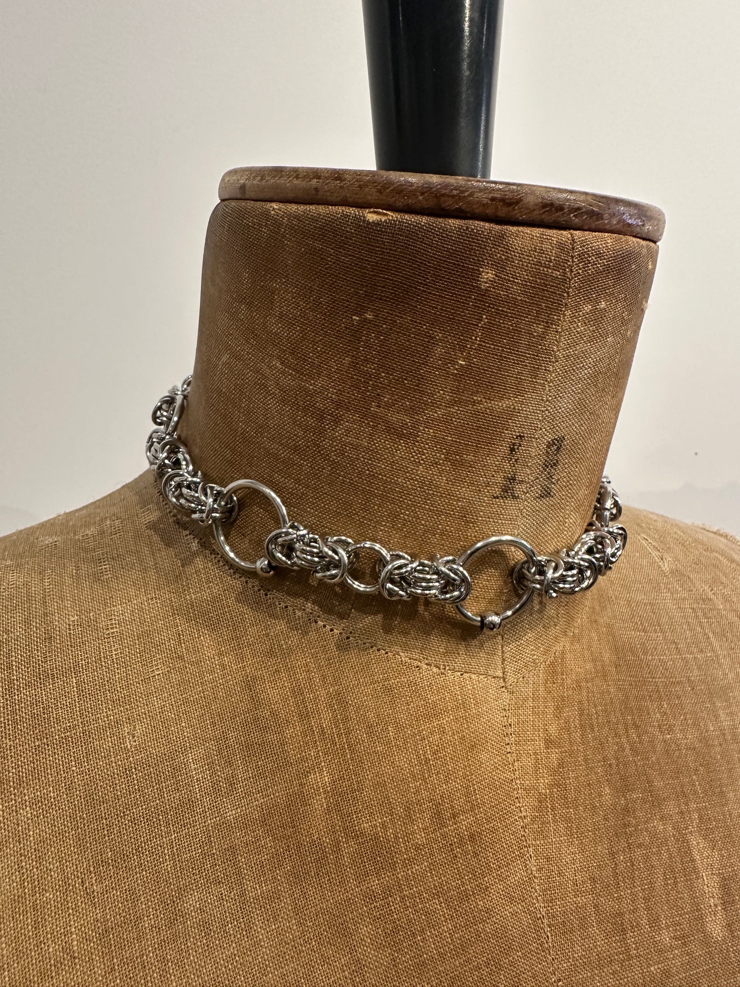 Age of Saints | Choker Necklace with rings and beads