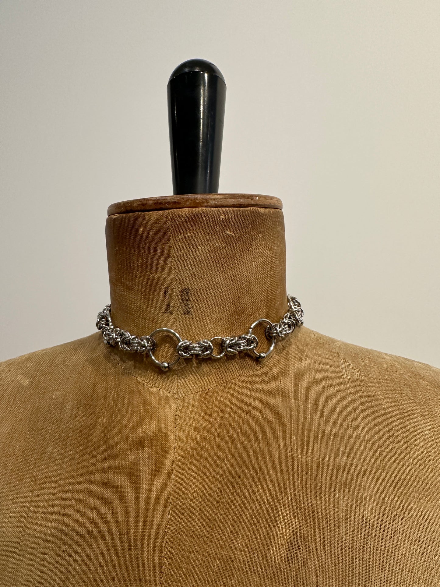 Age of Saints | Choker Necklace with rings and beads
