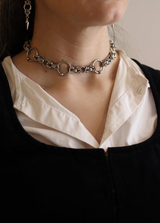 Age of Saints | Choker Necklace with rings and beads