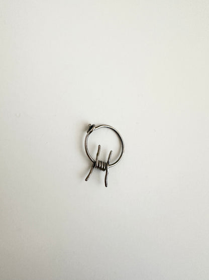 Object | Barbed Wire Kisses Small