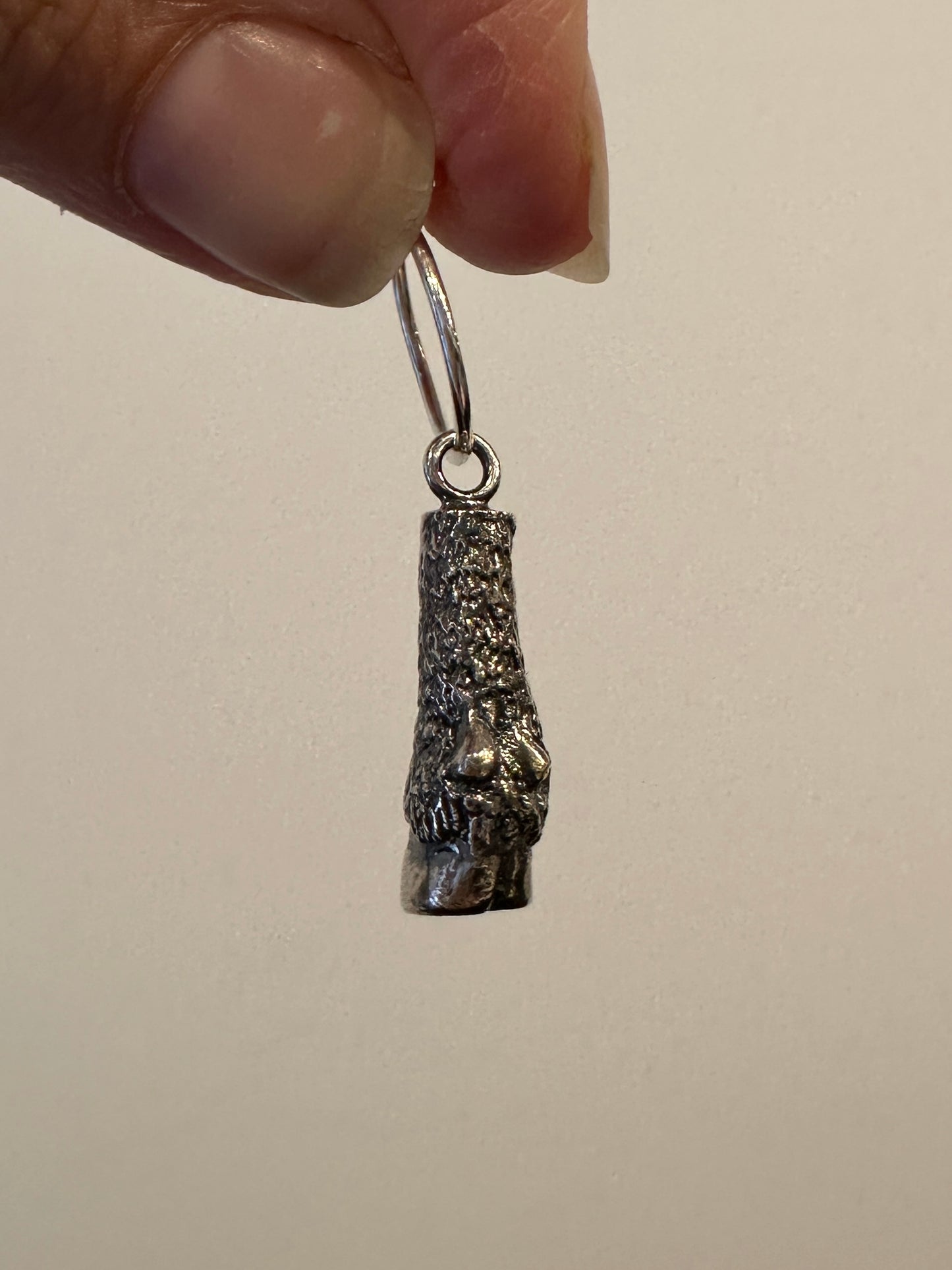 Object | Hoof Dangler