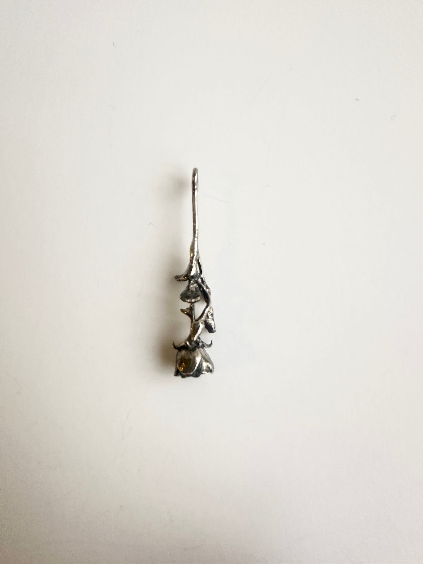 Object | Rose Dangler