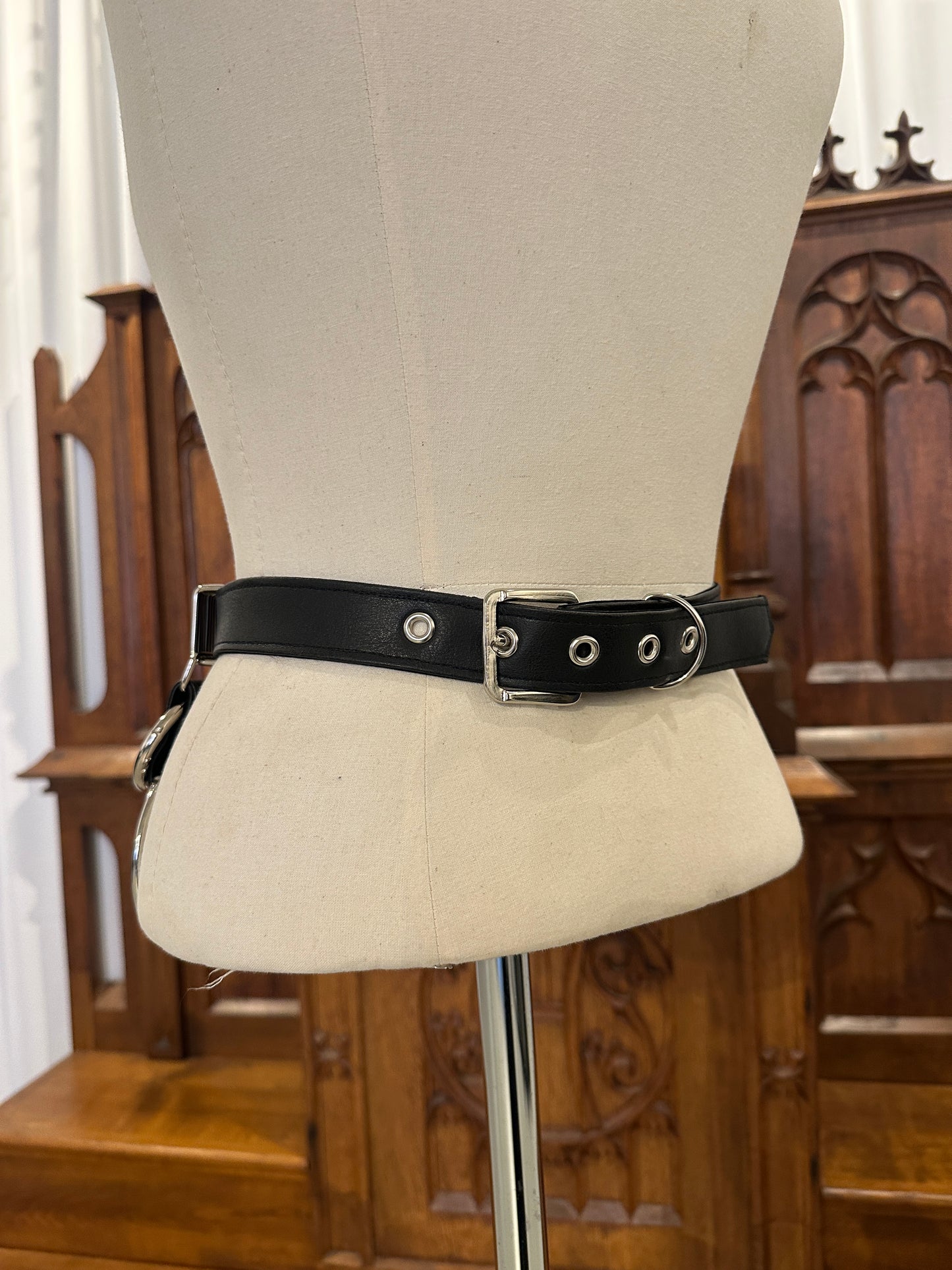 Tommy Vowles | Cathedral Belt