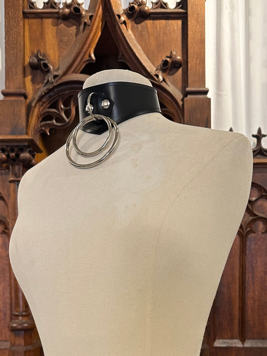 Tommy Vowles | Charlotte Collar