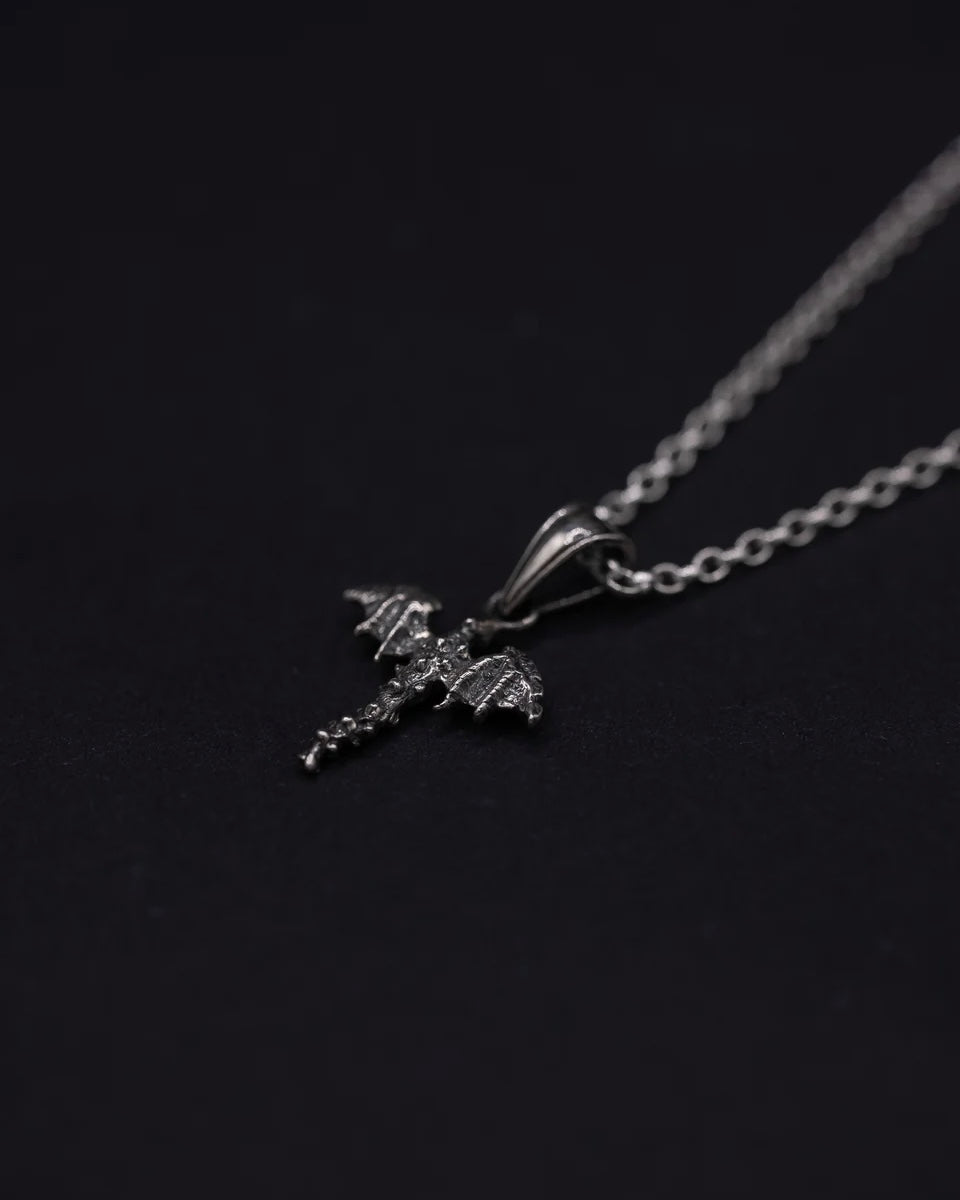 Aestas | Moonfang Dragon Pendant