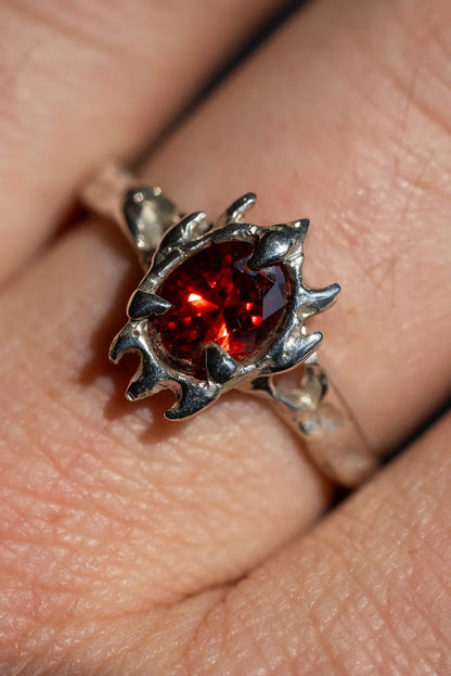Aestas | Oblivion Gate Ring