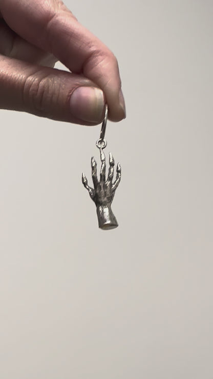 Object | Wicker Man Dangler